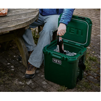 YETI  Roadie 24 2.0 Black Forest Green (Last One Avaliable)